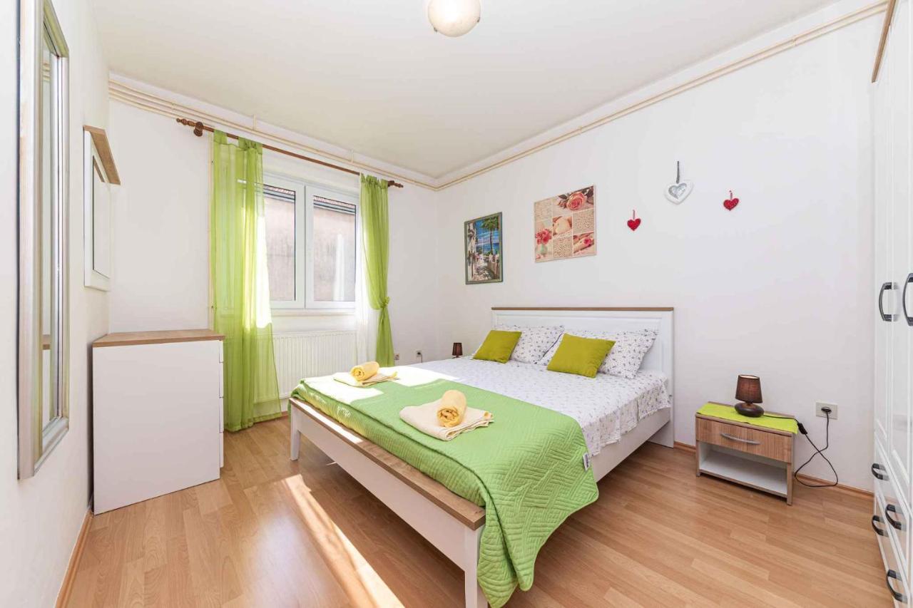 Apartment In Trogir 7406 外观 照片